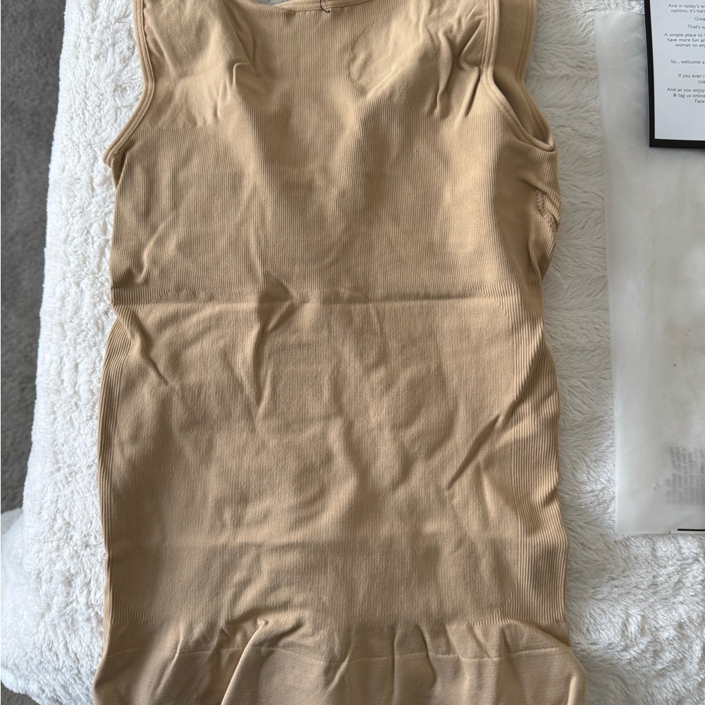 Shapewear Compression Cami - Picture 3 of 3
